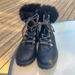 Black lace up boots with faux fur, great condition